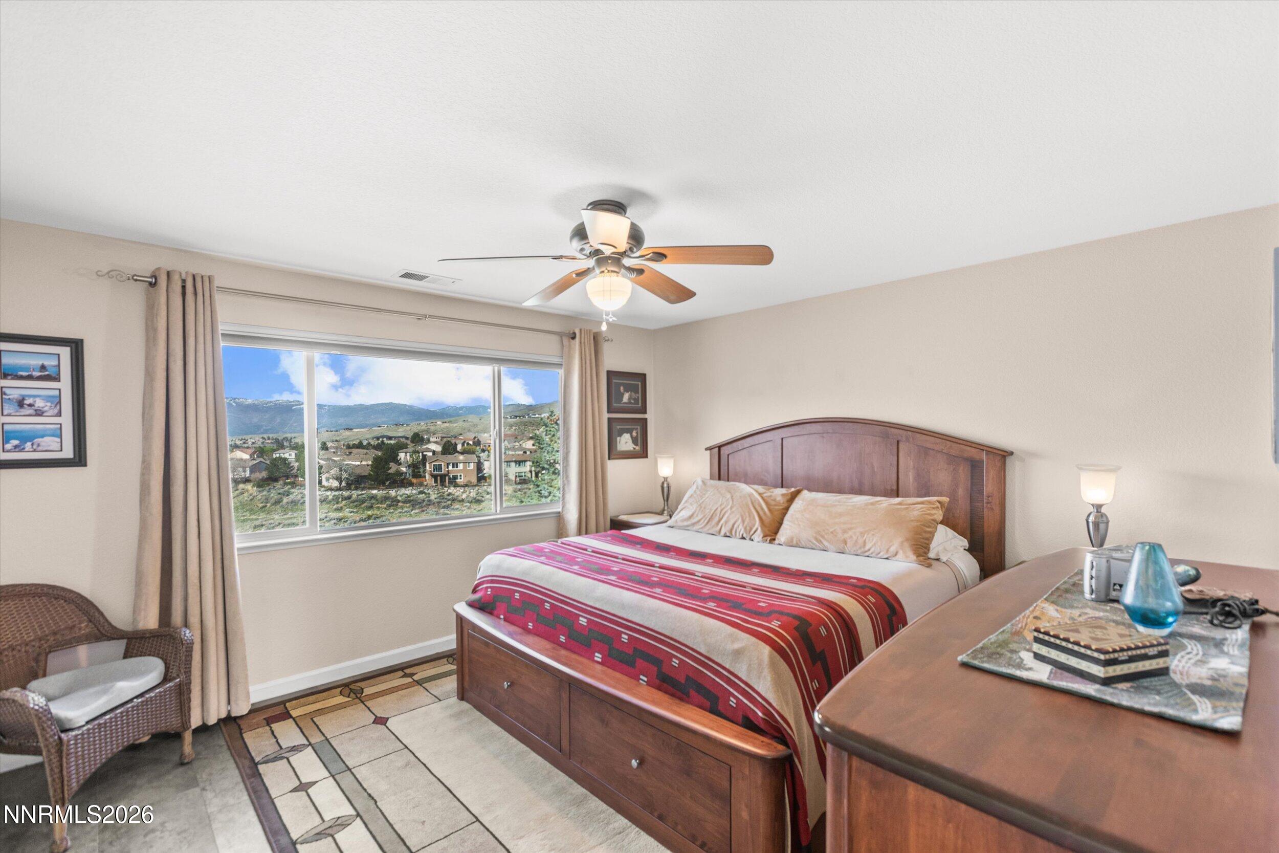 2533 Whitney Oaks Lane Reno, NV 89523 - Photo 10 of 33 24-0Y7A3699