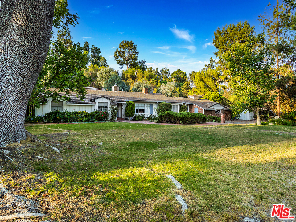 23921 Long Valley Road Hidden Hills, CA 91302 - Photo 13 of 14 Gallery Image 13
