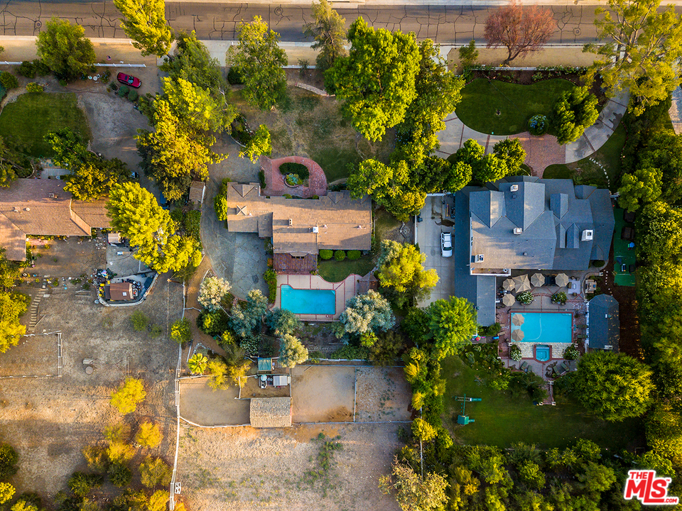 23921 Long Valley Road Hidden Hills, CA 91302 - Photo 8 of 14 Gallery Image 8
