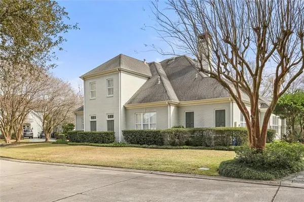 $699,000 | 617 English Turn Drive, New Orleans, LA 70131