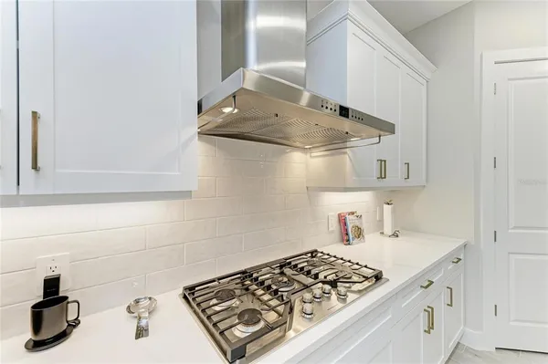 $1,299,000 | 8048 Waterbend Trail, Sarasota, FL 34240