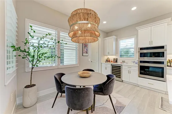 $1,299,000 | 8048 Waterbend Trail, Sarasota, FL 34240