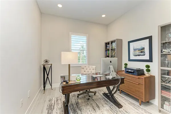 $1,299,000 | 8048 Waterbend Trail, Sarasota, FL 34240