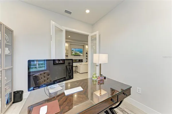 $1,299,000 | 8048 Waterbend Trail, Sarasota, FL 34240