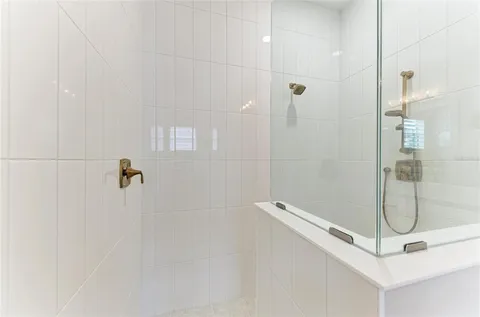 $1,299,000 | 8048 Waterbend Trail, Sarasota, FL 34240