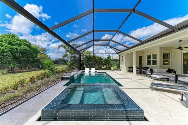 $1,299,000 | 8048 Waterbend Trail, Sarasota, FL 34240