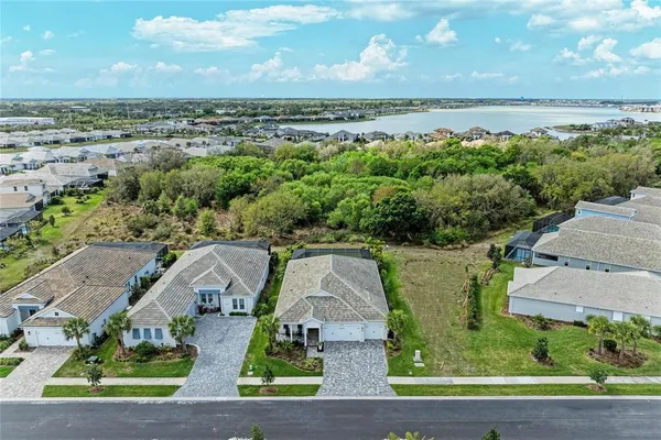 $1,299,000 | 8048 Waterbend Trail, Sarasota, FL 34240