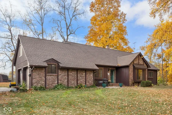 $405,000 | 1309 Forest Drive, Frankfort, IN 46041