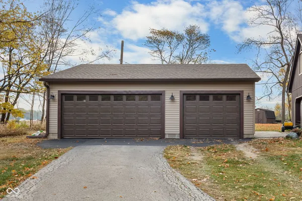 $405,000 | 1309 Forest Drive, Frankfort, IN 46041