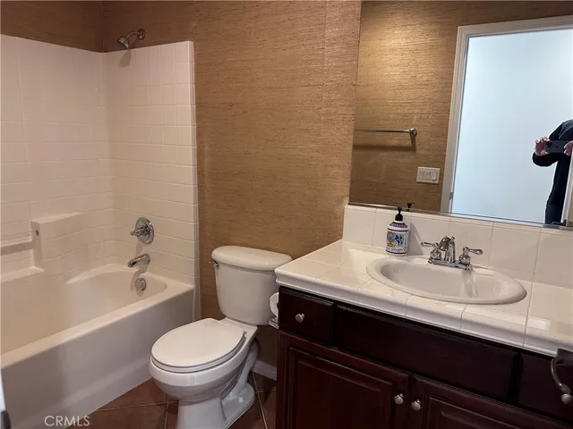 $3,200 | 21682 Amaryllis Court, Wildomar, CA 92595