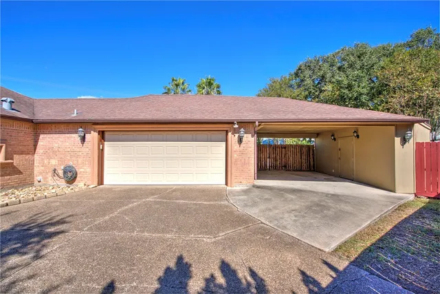 a view of a house with a outdoor space