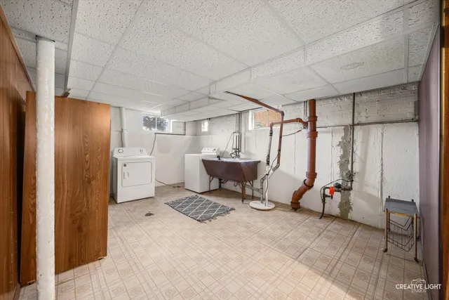 $370,000 | 7657 West Gunnison Street, Norridge, IL 60706