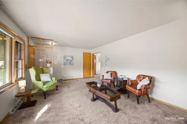 $370,000 | 7657 West Gunnison Street, Norridge, IL 60706