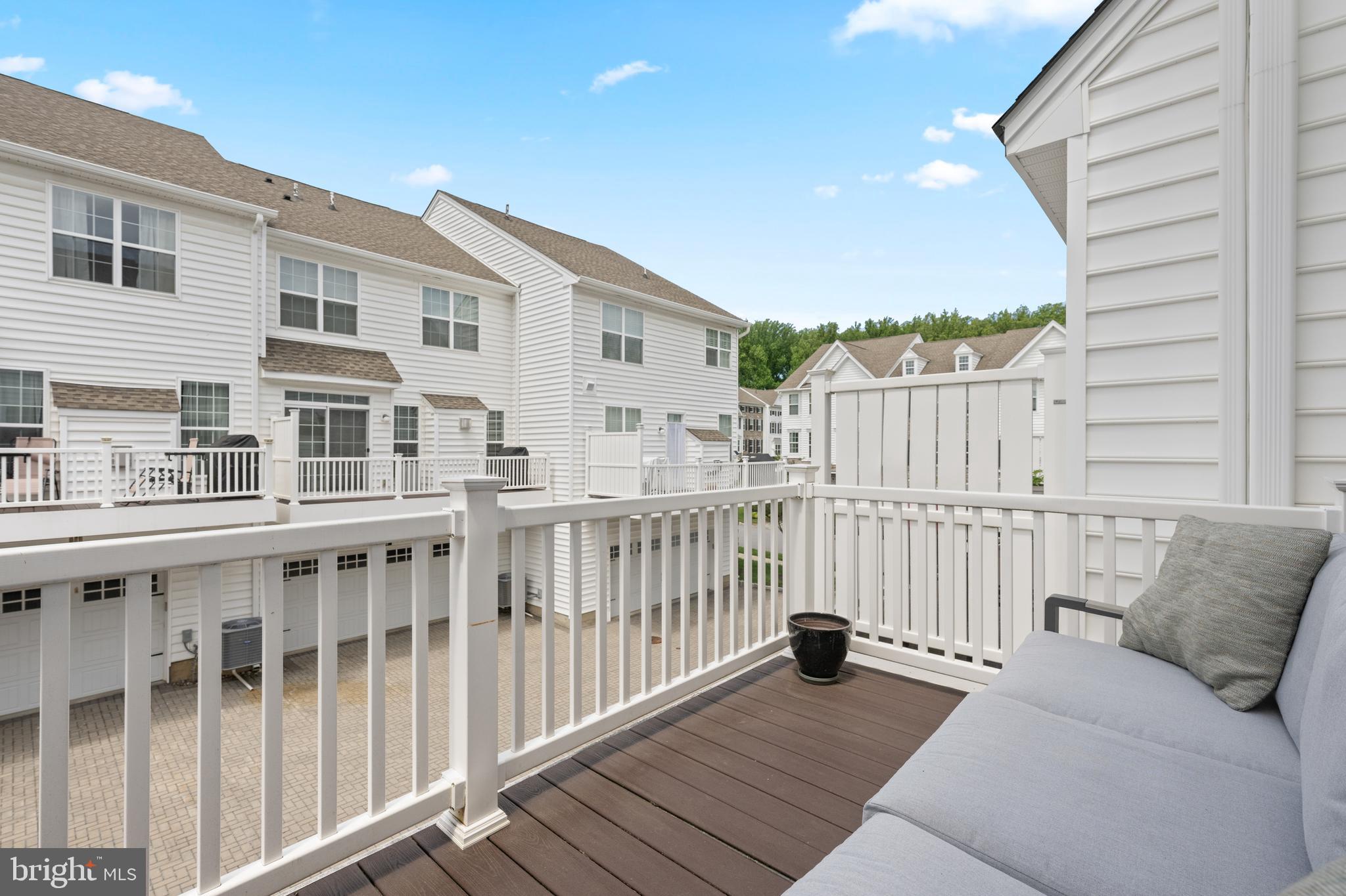 115 Jackdaw Alley Springfield, PA 19064 - Photo 23 of 36 Deck