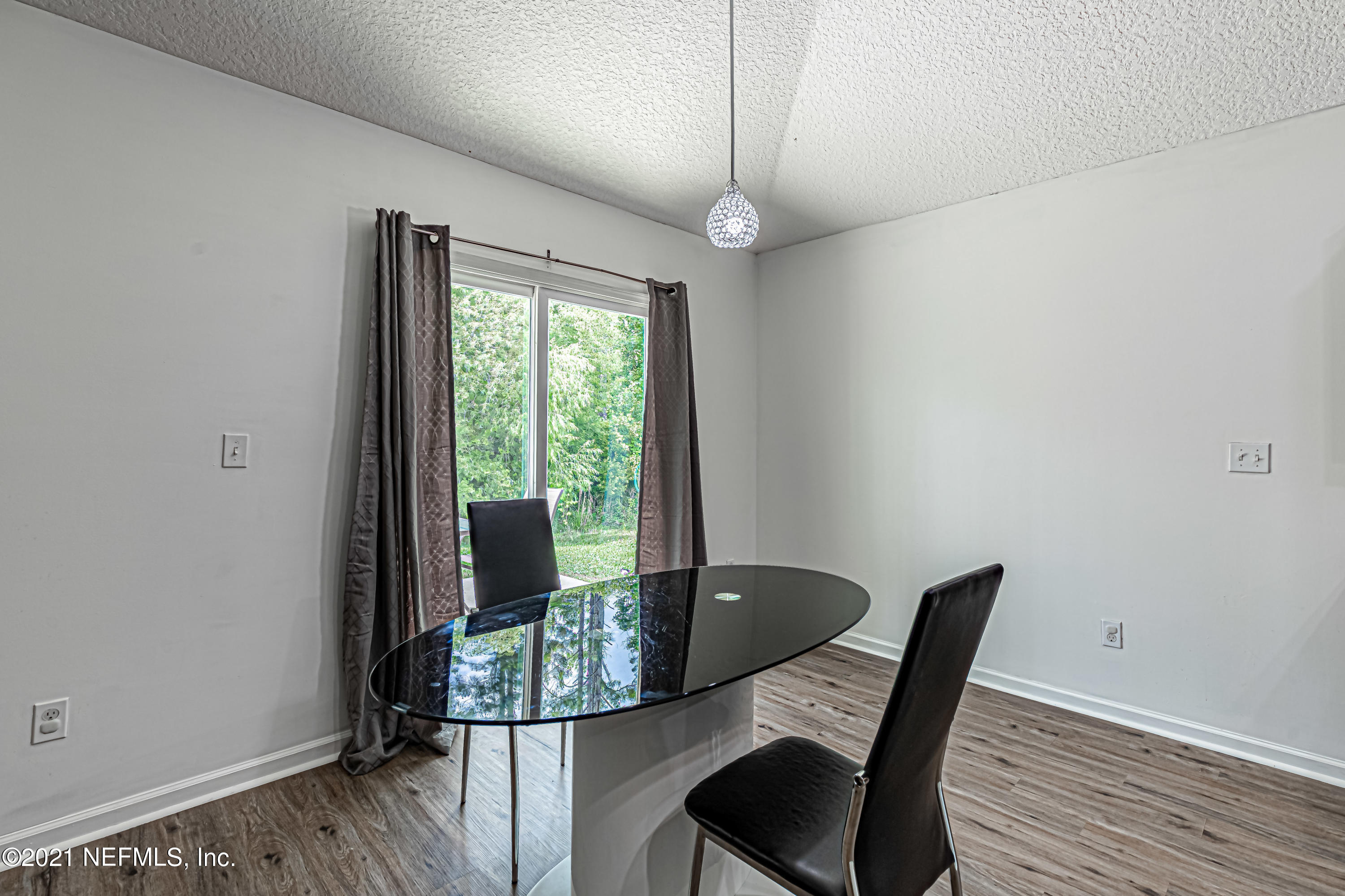 96461 Commodore Point Drive Yulee, FL 32097 - Photo 13 of 27 13-Dining