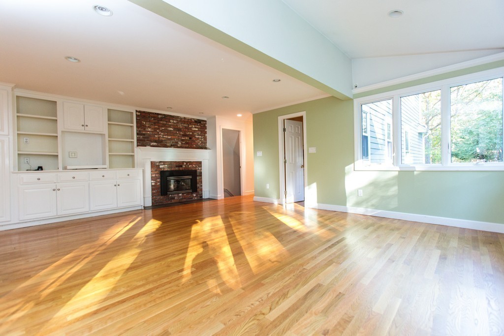 7 Coolidge Road Wayland, MA 01778 - Photo 12 of 25