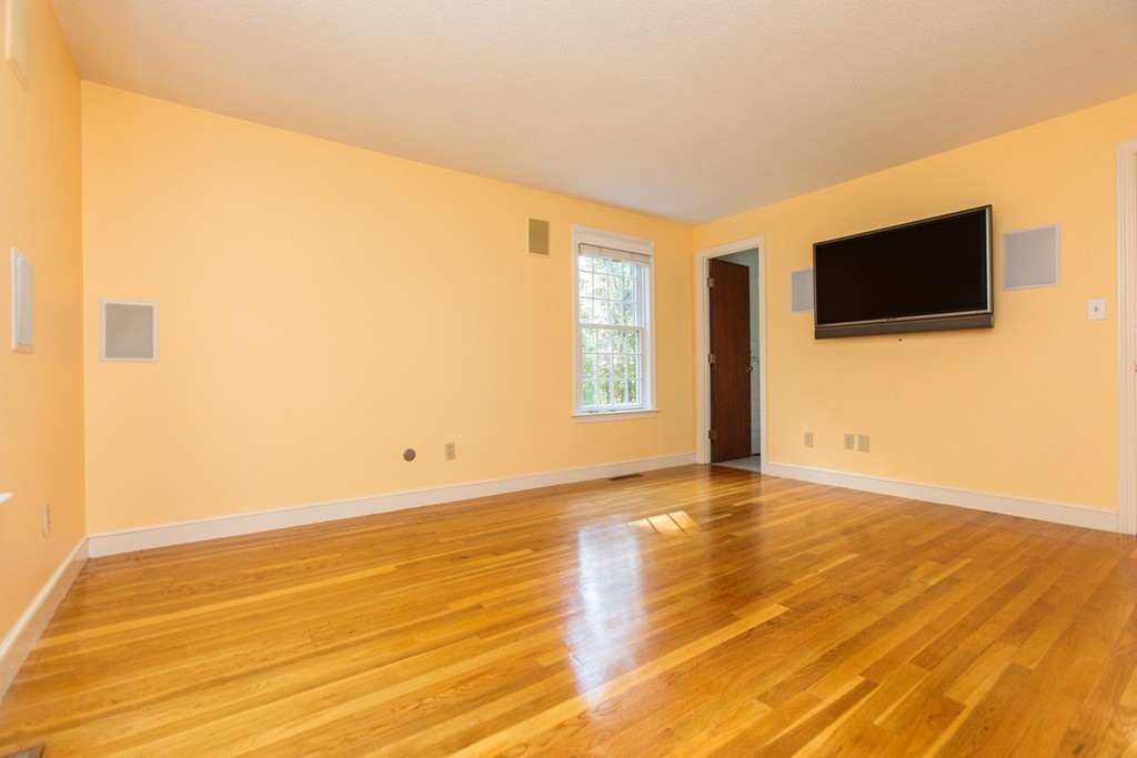 7 Coolidge Road Wayland, MA 01778 - Photo 13 of 25