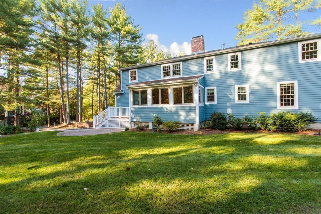 7 Coolidge Road Wayland, MA 01778 - Photo 3 of 25