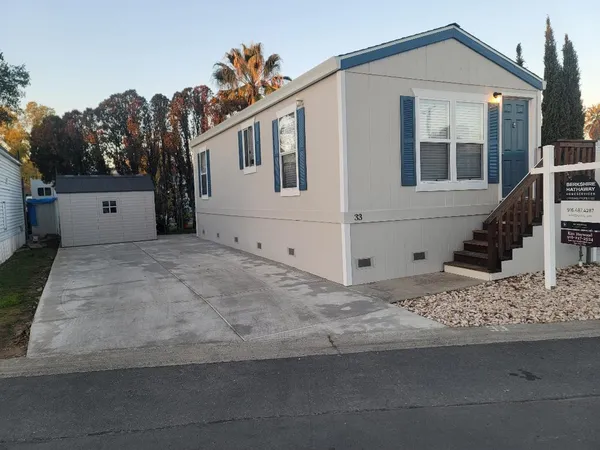 a house view with a outdoor space