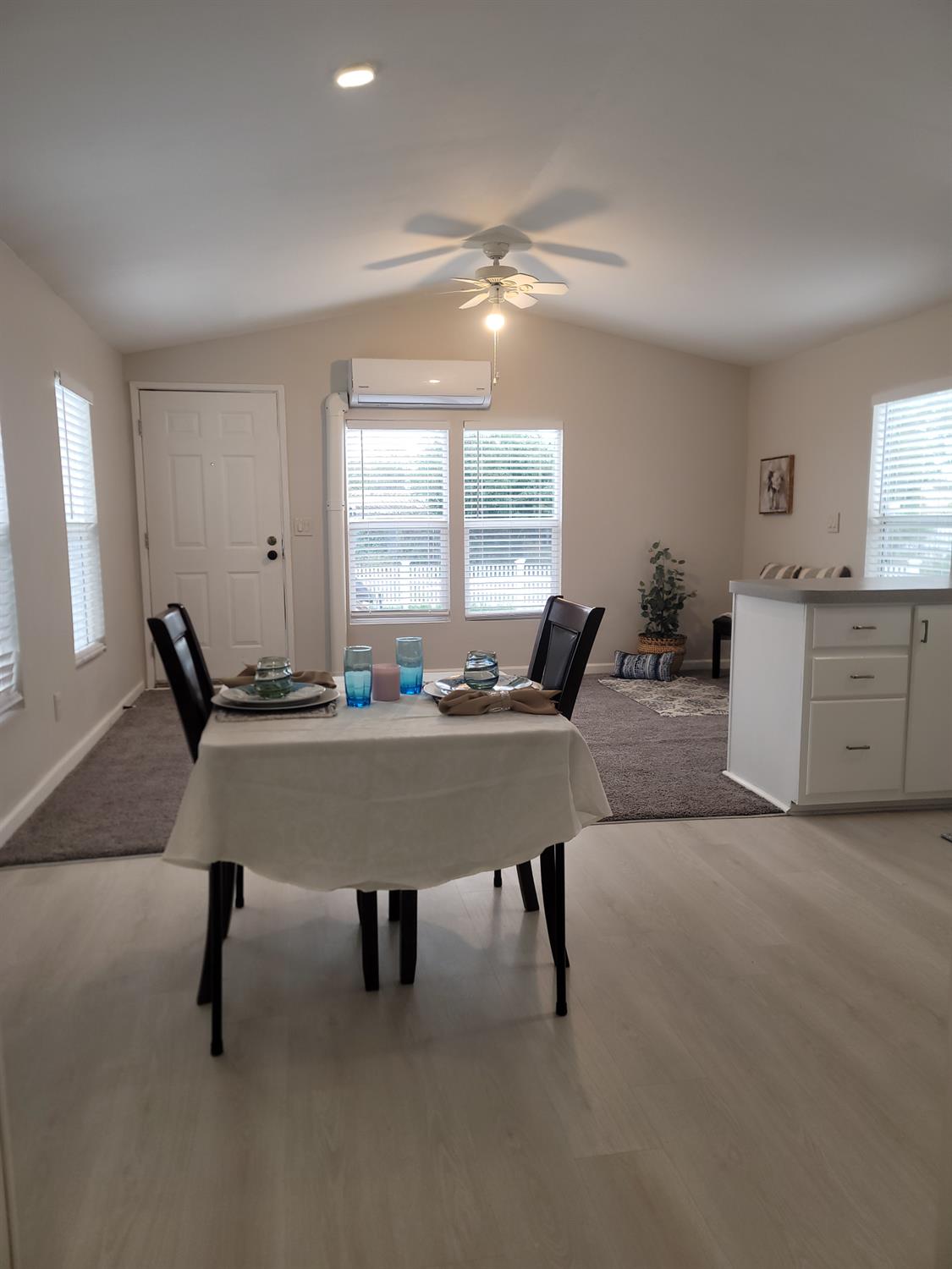3440 Fulton Avenue, Unit 33 Sacramento, CA 95821 - Photo 7 of 19 a view of a livingroom with furniture and window