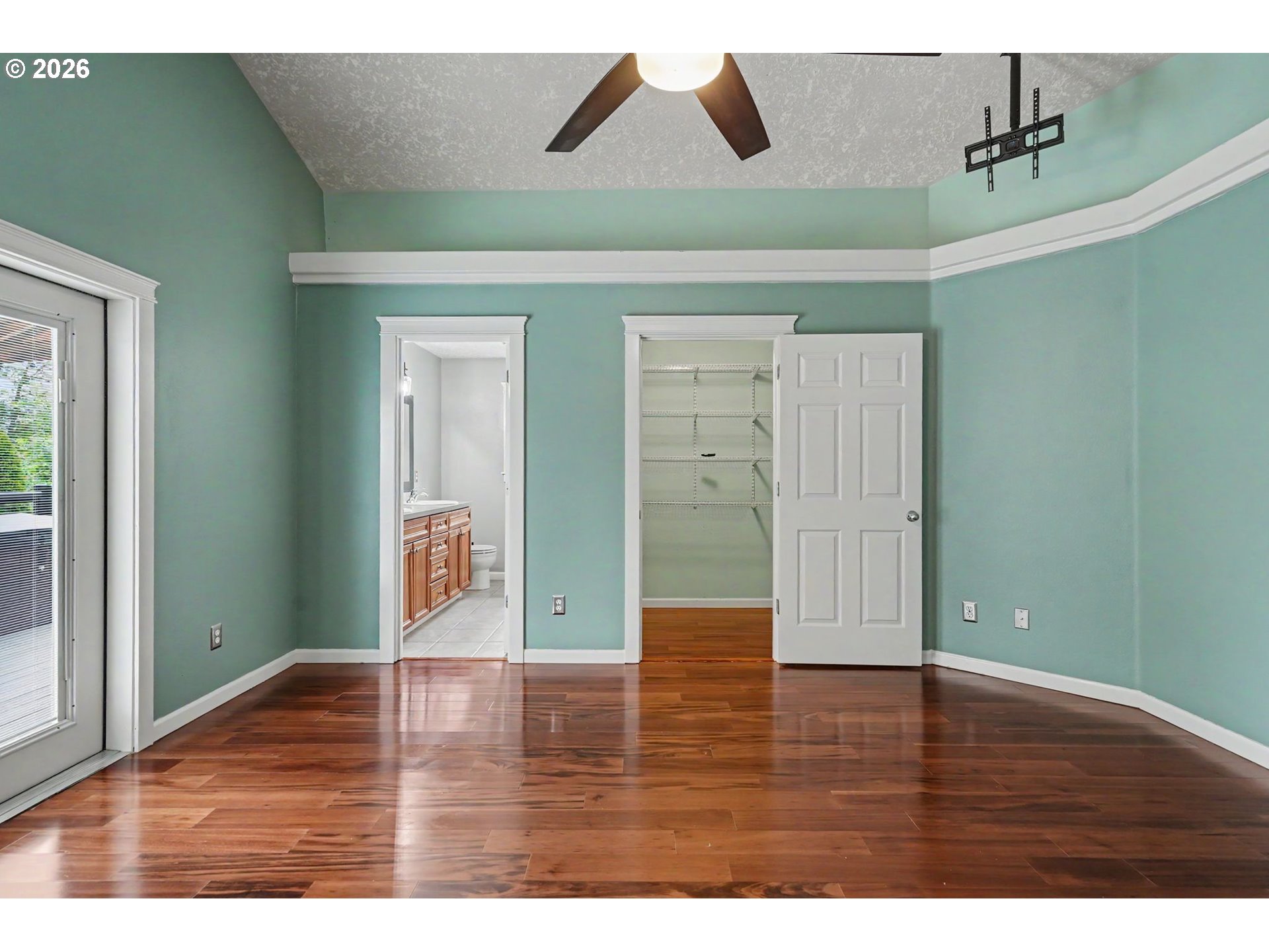 1462 Barnick Road Northeast Keizer, OR 97303 - Photo 26 of 48 a view of empty room with wooden floor