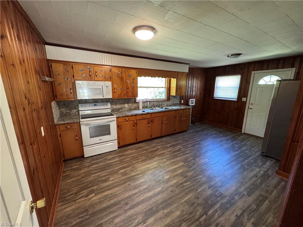 1460 Byrd Ridge Road North Wilkesboro, NC 28659 - Photo 12 of 26
