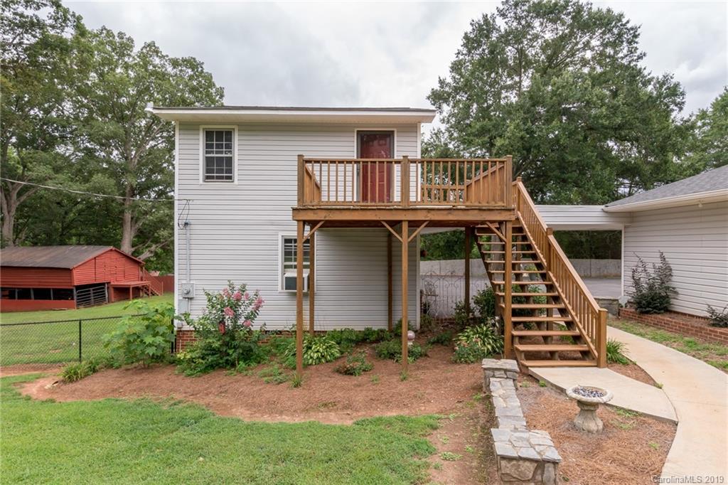 951 Island Creek Road Cowpens, SC 29330 - Photo 9 of 36 Gallery Image 9