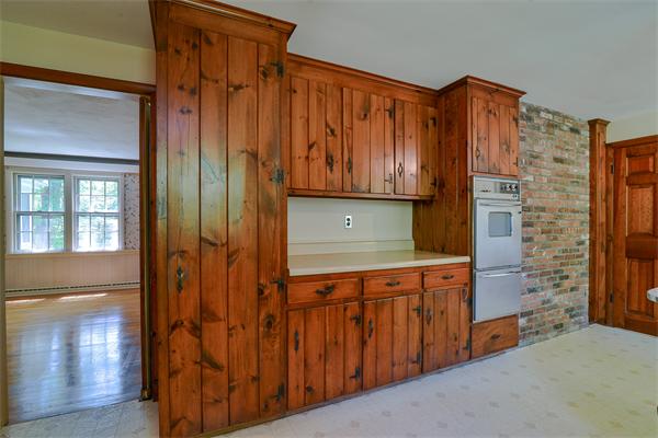 28 Great Rock Road Sherborn, MA 01770 - Photo 10 of 15 Gallery Image 10
