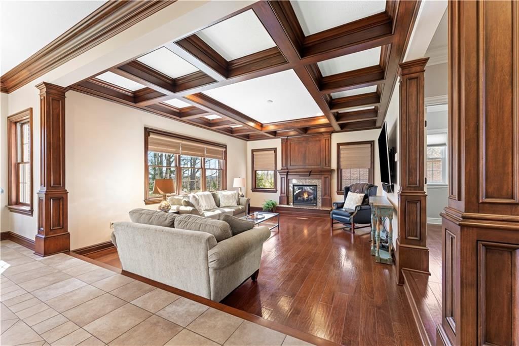 312 Riva Ridge Drive Cranberry Township, PA 16066 - Photo 7 of 24