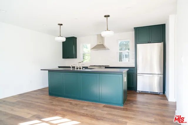 $2,400 | 401 Firmin Street, Los Angeles, CA 90026