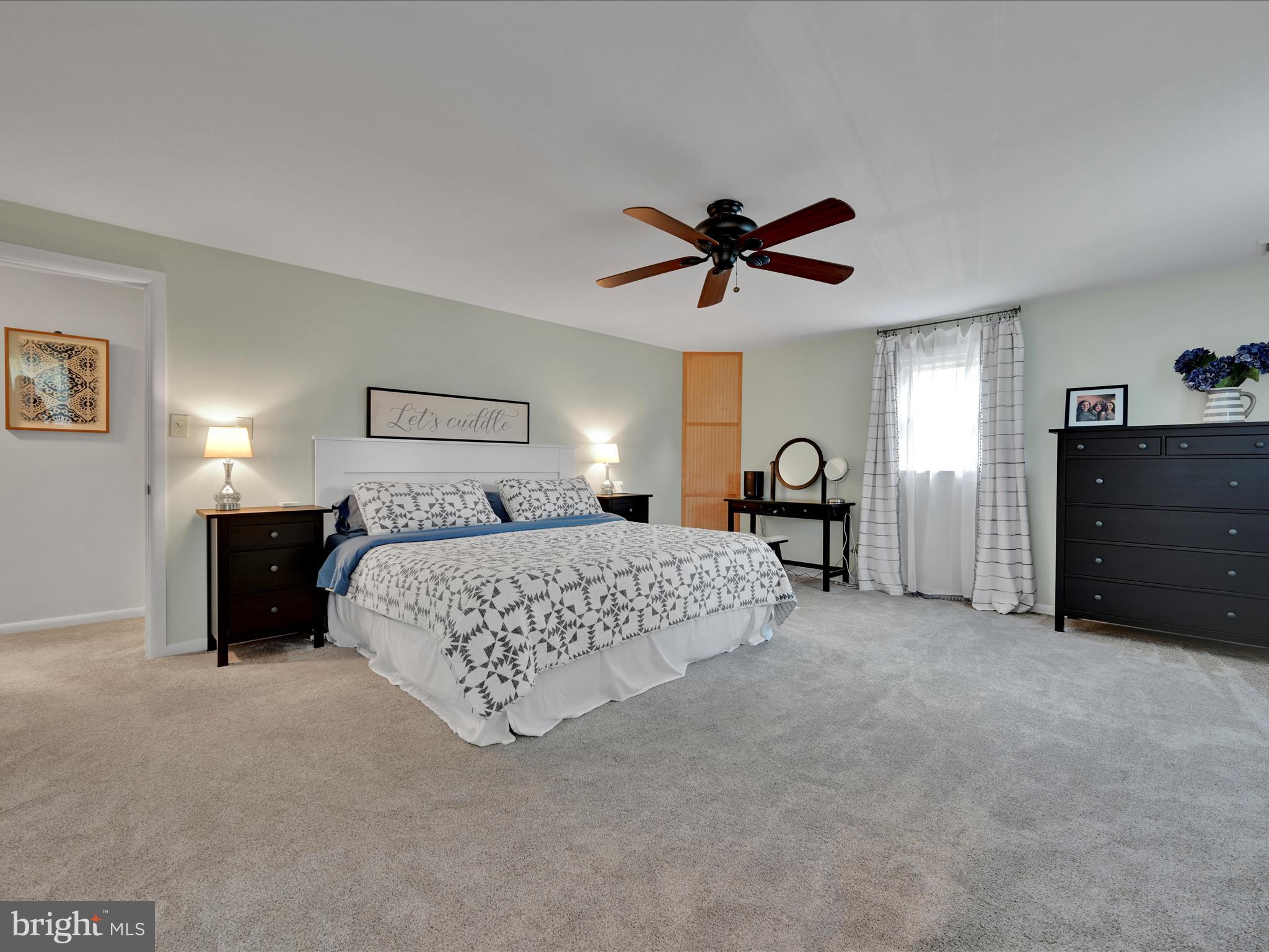 427 Aberdeen Road Elizabethtown, PA 17022 - Photo 15 of 32 Primary Bedroom