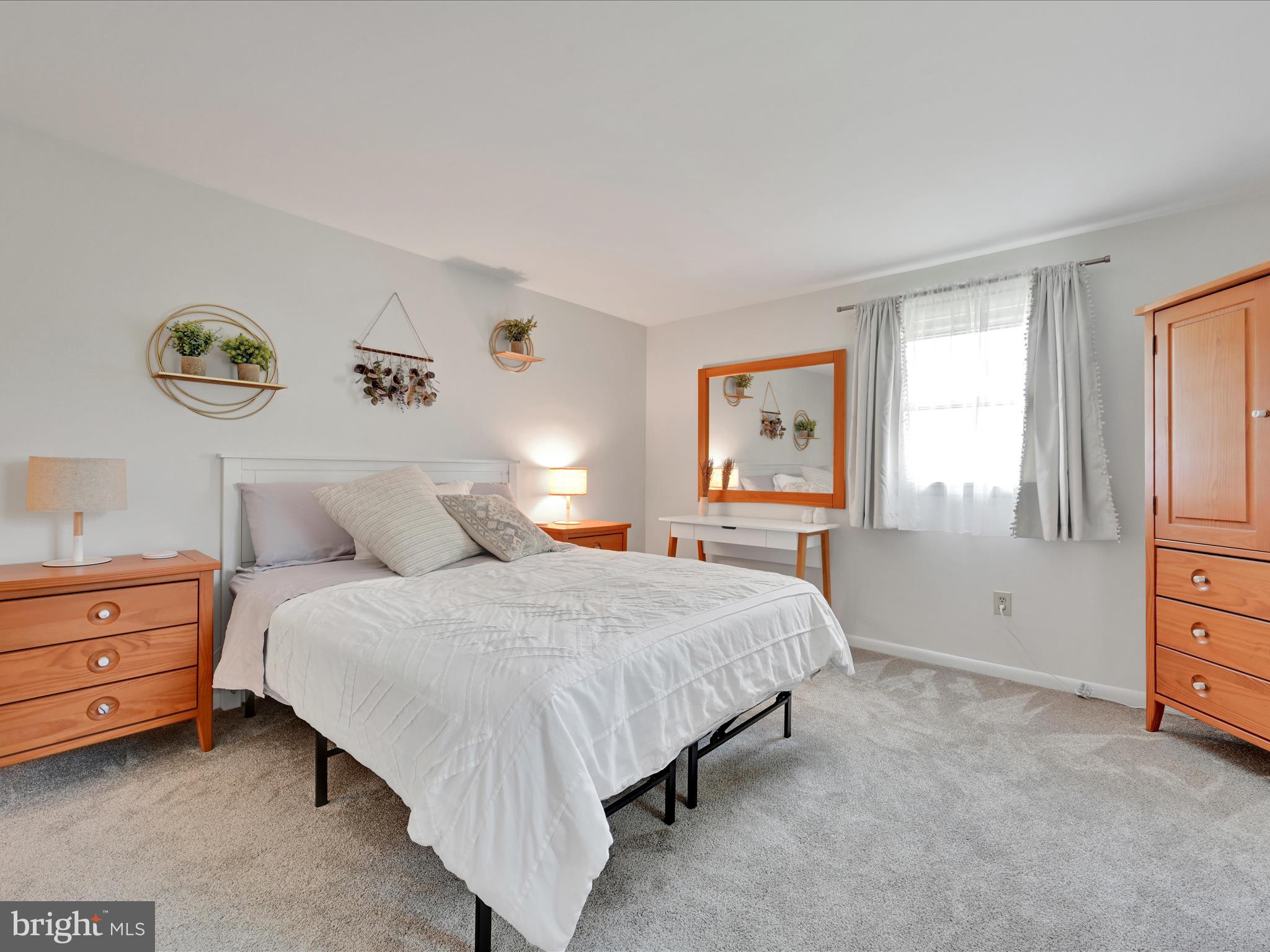 427 Aberdeen Road Elizabethtown, PA 17022 - Photo 20 of 32 Bedroom