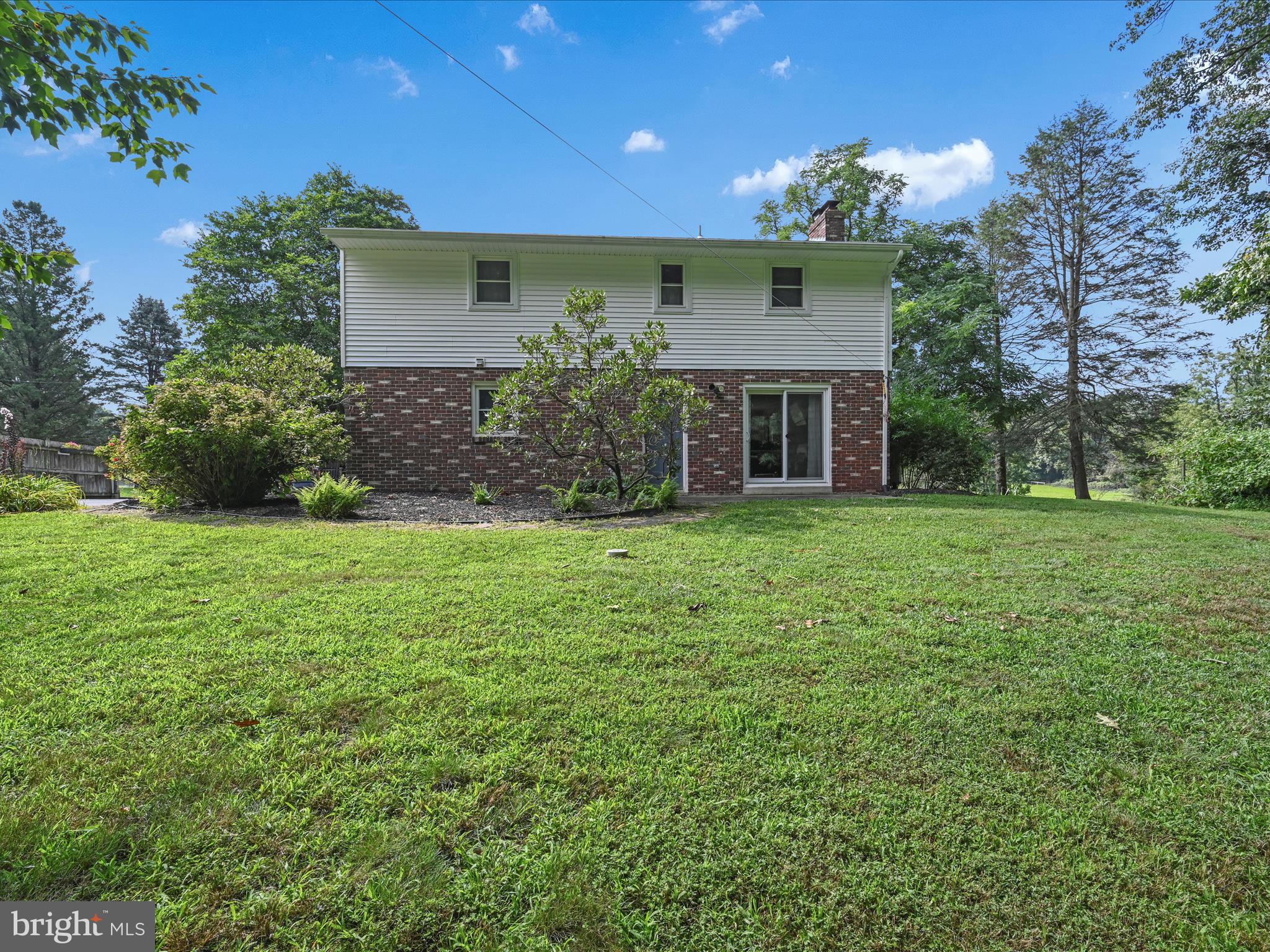 427 Aberdeen Road Elizabethtown, PA 17022 - Photo 30 of 32 Back
