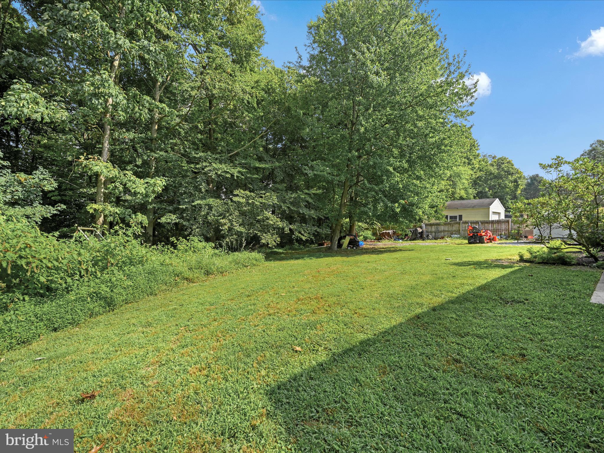 427 Aberdeen Road Elizabethtown, PA 17022 - Photo 32 of 32 Back