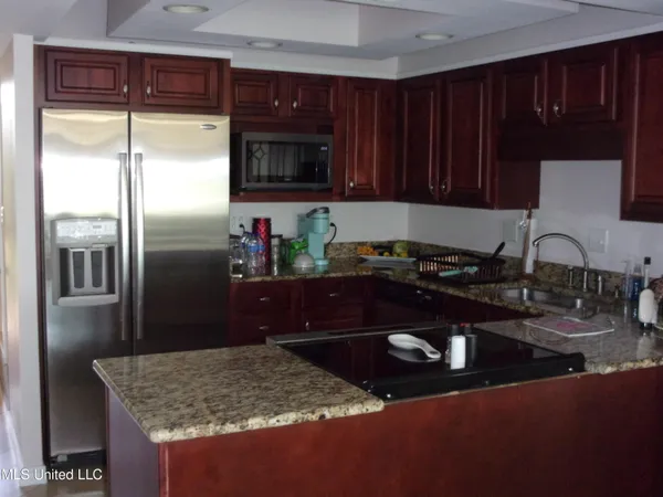 $314,000 | 520 Beach Boulevard, Unit 408, Biloxi, MS 39530