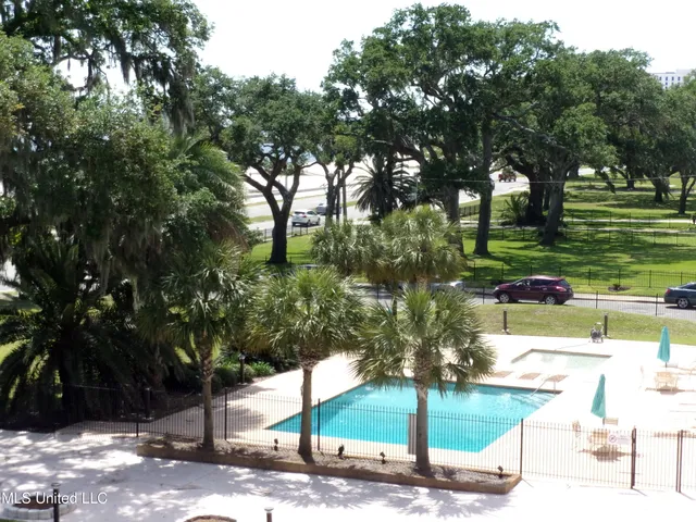 $314,000 | 520 Beach Boulevard, Unit 408, Biloxi, MS 39530