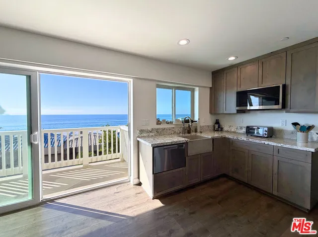 $3,500 | 11862 Ebbtide Lane, Unit LOWR, Malibu, CA 90265