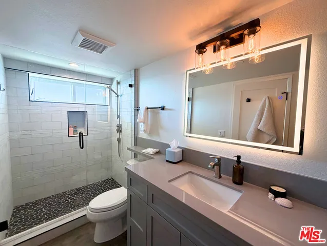 $3,500 | 11862 Ebbtide Lane, Unit LOWR, Malibu, CA 90265