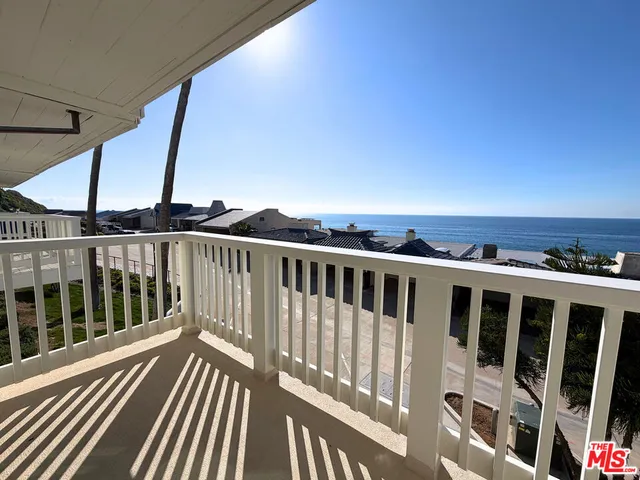 $3,500 | 11862 Ebbtide Lane, Unit LOWR, Malibu, CA 90265
