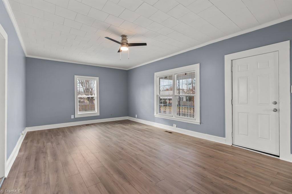 1304 Ridge Avenue Eden, NC 27288 - Photo 4 of 18 Gallery Image 4