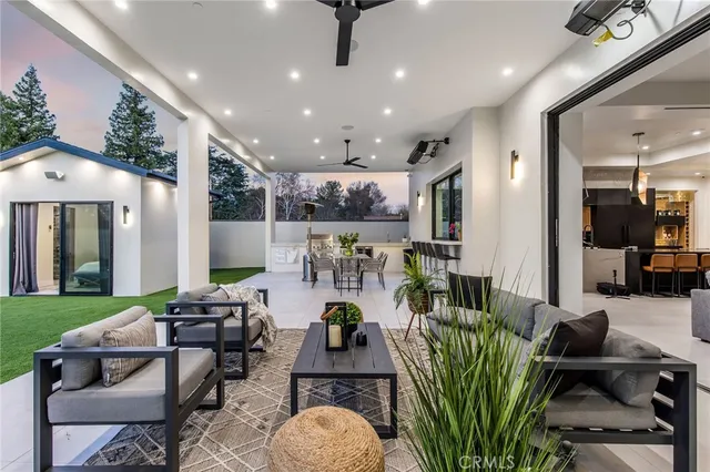 $32,500 | 22745 Califa Street, Woodland Hills, CA 91367