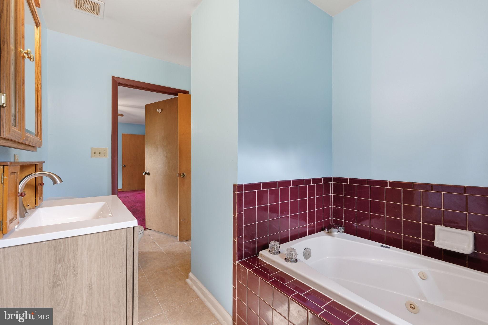 7924 Telegraph Road Severn, MD 21144 - Photo 27 of 39 Primary Bath