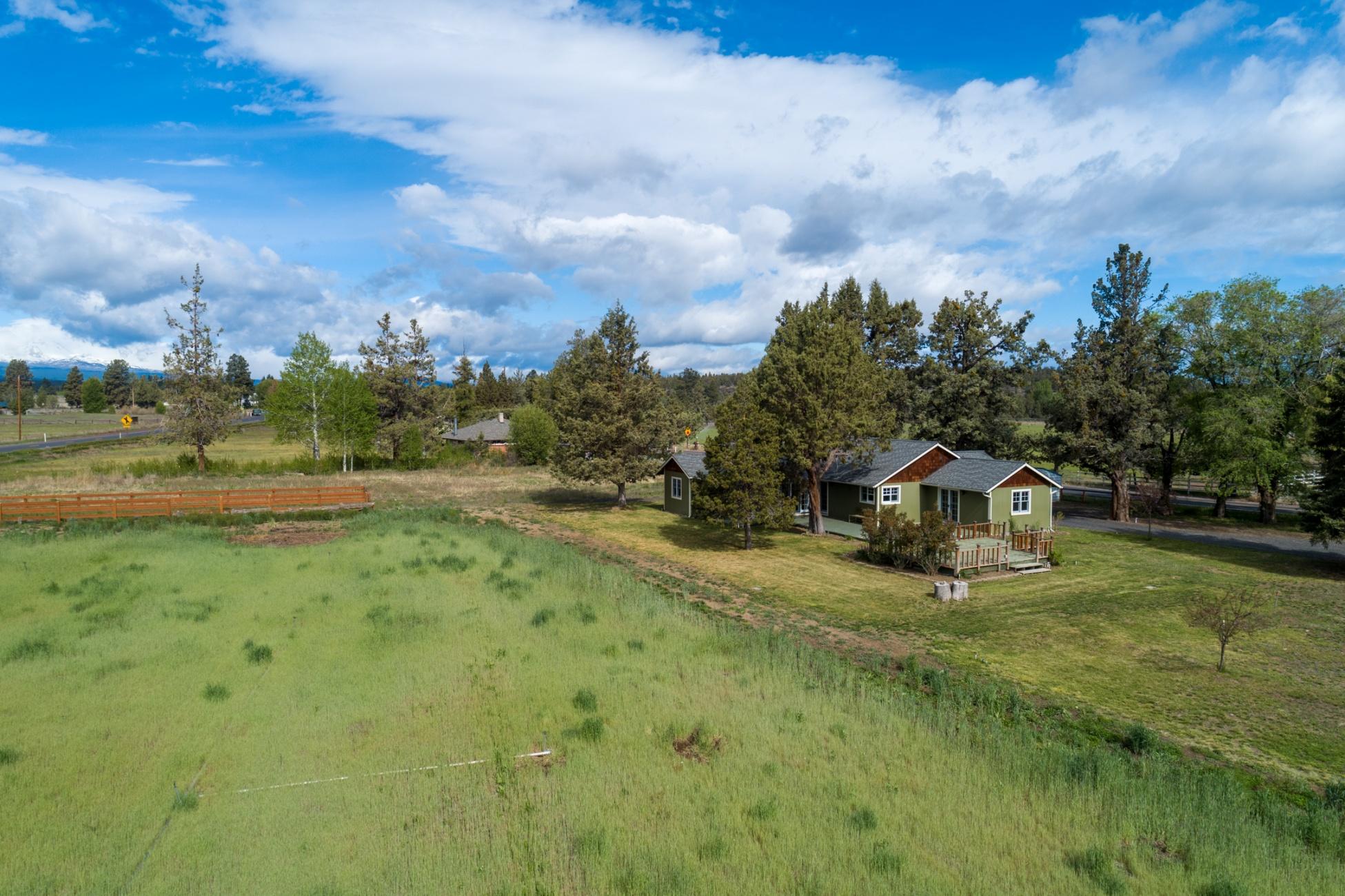 19475 Pinehurst Road Bend, OR 97703 - Photo 23 of 29 batch_23