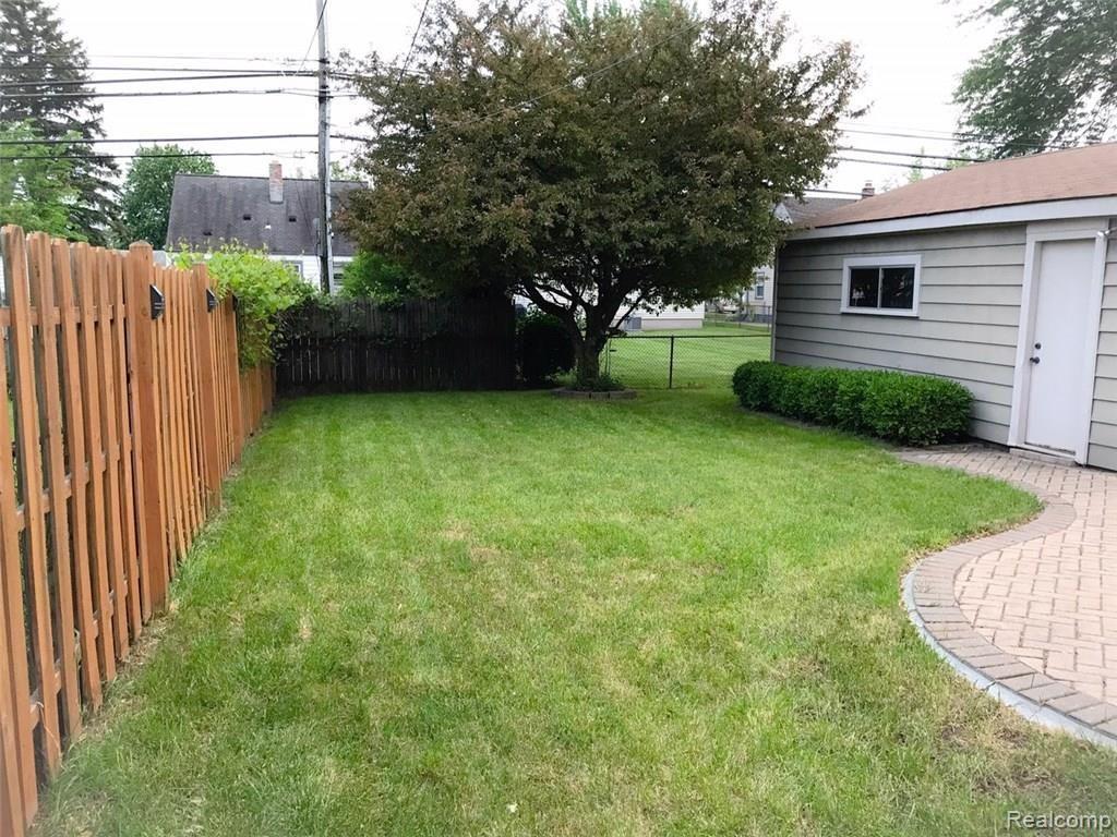 28717 Warren Road Garden City, MI 48135 - Photo 3 of 16 IMG_6596.JPG