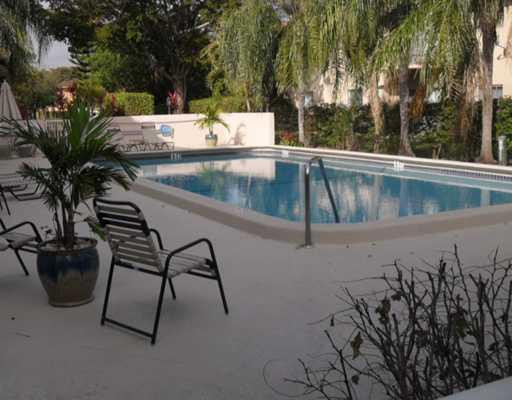 8605 West Sample Road, Unit 111 Coral Springs, FL 33065 - Photo 3 of 13 Swimming Pool/Hot Tub/Sauna