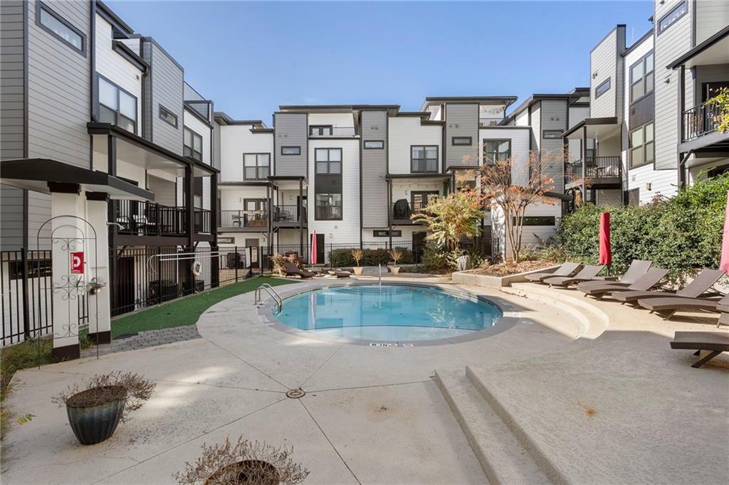 61 Moda Lane Atlanta, GA 30307 - Photo 26 of 34 a view of yard in front of building