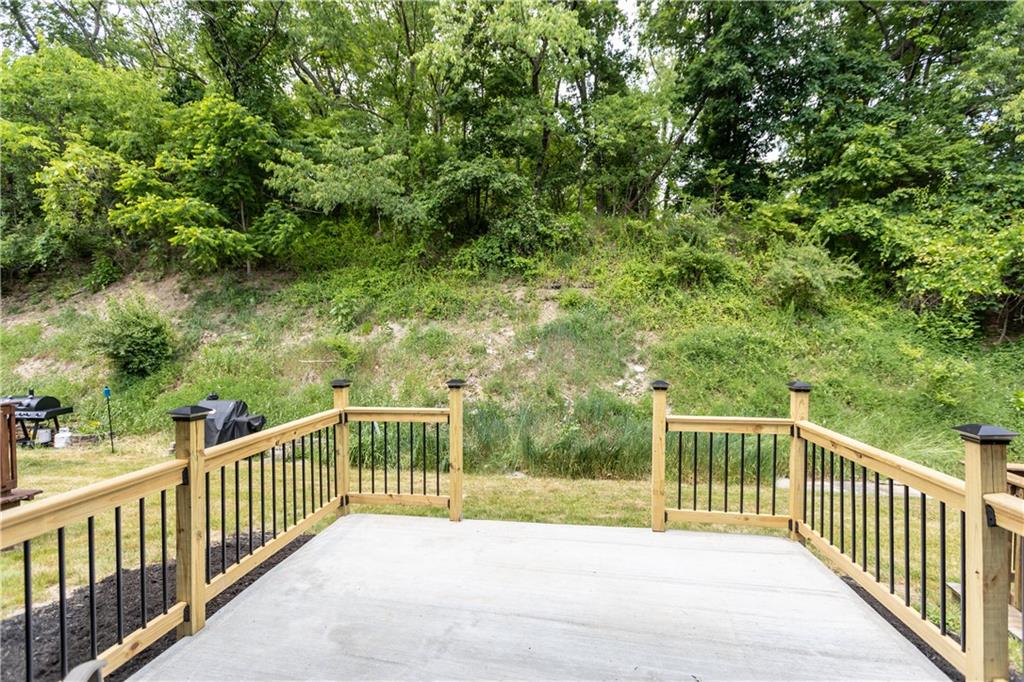 706 Countryside Drive McKees Rocks, PA 15136 - Photo 21 of 23 a view of balcony with wooden floor