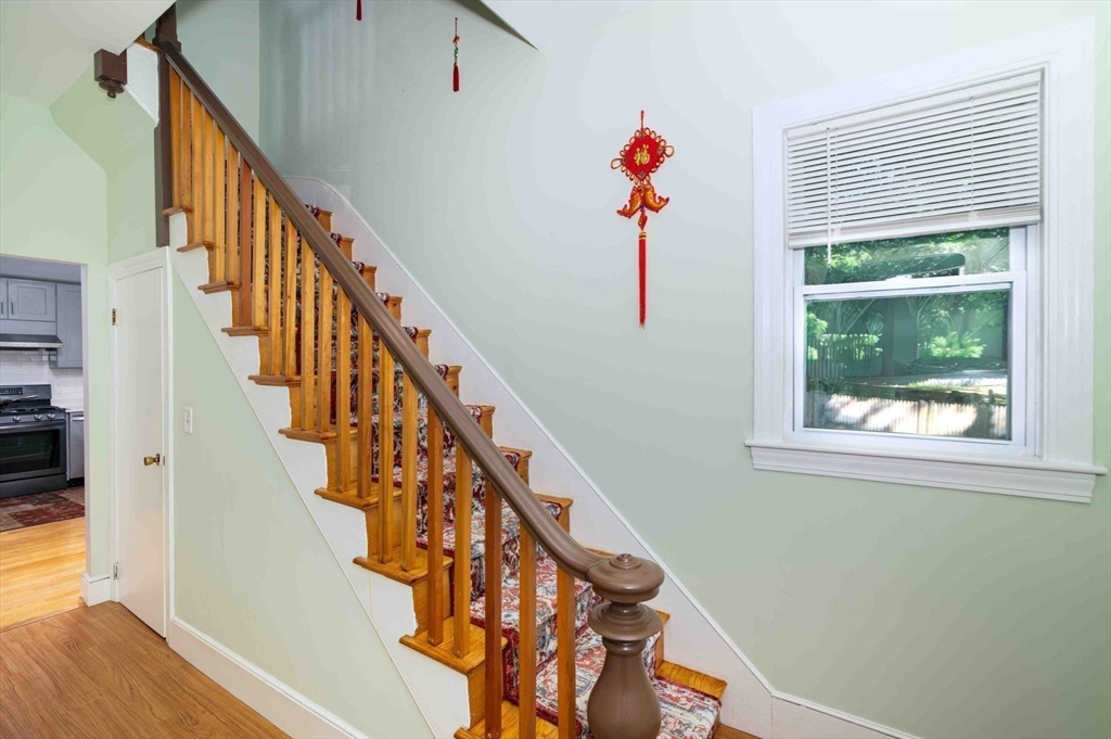 34 Spring Hill Road Boston, MA 02136 - Photo 25 of 37