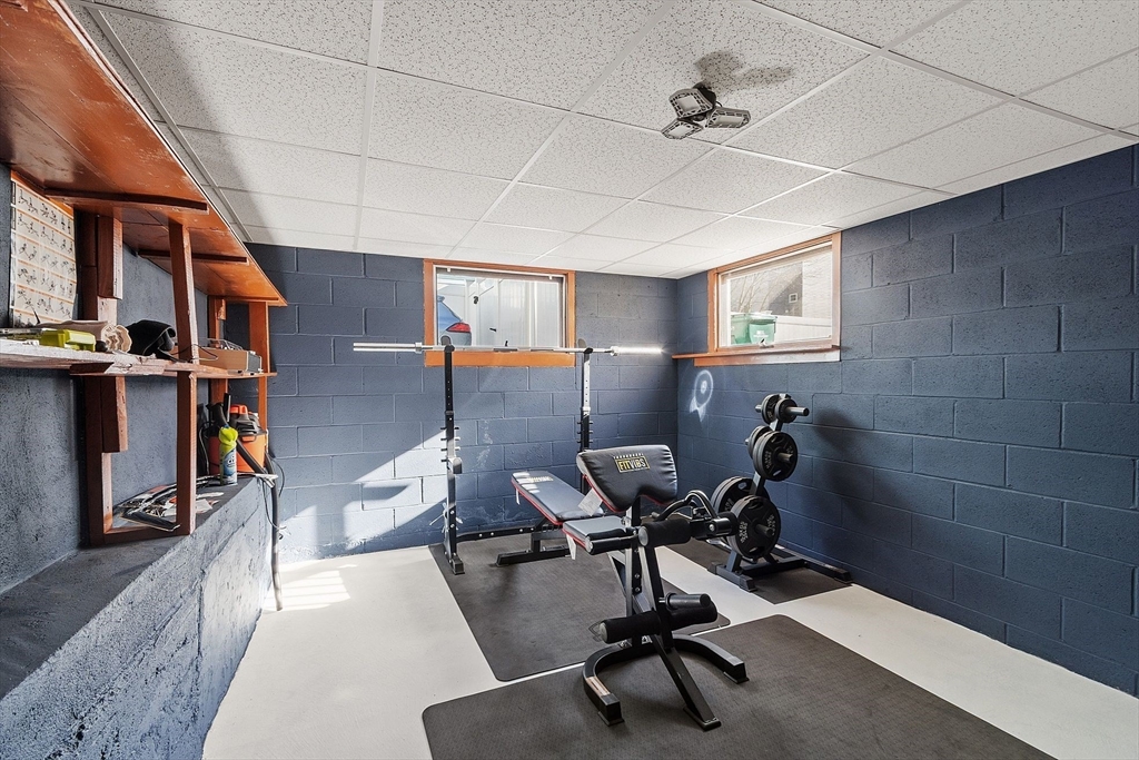 86 Eutaw Avenue Lynn, MA 01902 - Photo 29 of 38