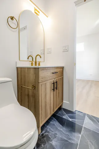 $2,600 | 2949 West 25th Place, Unit 3, Chicago, IL 60623